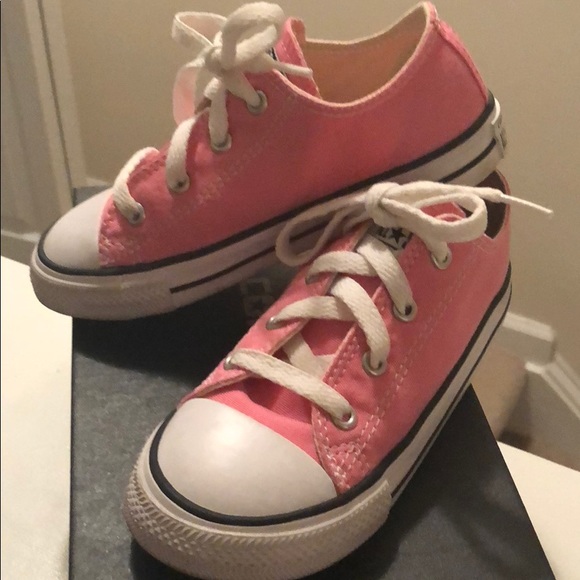 girls converse size 10
